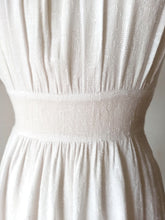 Load image into Gallery viewer, 1940s - Gorgeous White Textured Rayon Dress - W30.5 (78cm)
