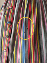 Laden Sie das Bild in den Galerie-Viewer, 1950s - Gorgeous Rainbow Cotton Dress - W27 (68cm)
