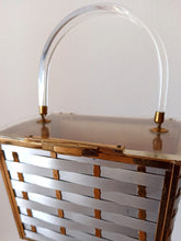 Cargar imagen en el visor de la galería, 1950s - MAJESTIC - Lucite Metal Basket Purse
