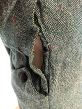 Cargar imagen en el visor de la galería, 1940s - Marvelous Green Flecked Wool Dress - W29 (74cm)
