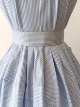 Charger l'image dans la galerie, 1950s - LE SIGNE DE PARIS - Precious Cotton Dress - W26 (66cm)
