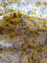 Cargar imagen en el visor de la galería, 1950s - Delightful 2pc Broom Flower Set - Size 44
