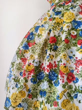 Charger l'image dans la galerie, 1950s - Spectacular Floral Explosion Satin Dress - W28.5 (72cm)
