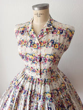 Load image into Gallery viewer, 1940s 1950s - Delightful French Floral Cotton Dress - W27.5 (70cm)
