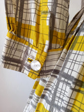 Load image into Gallery viewer, 1950s - Fabulous Yellow Grey Cotton Dress - W27.5 (70cm)

