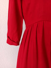 Cargar imagen en el visor de la galería, 1940s - Gorgeous Lipstick Red Rayon Dress - W28.5 (72cm)
