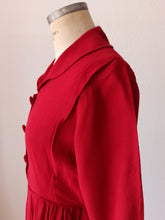 Cargar imagen en el visor de la galería, 1940s - Gorgeous Lipstick Red Rayon Dress - W28.5 (72cm)
