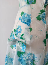 Cargar imagen en el visor de la galería, 1940s - Beautiful Floral Romantic Dress - W31 (80cm)
