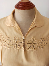 Charger l'image dans la galerie, 1940s 1950s - Adorable Buttercream Cotton Blouse - W31.5 (80cm)
