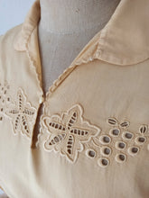 Charger l'image dans la galerie, 1940s 1950s - Adorable Buttercream Cotton Blouse - W31.5 (80cm)
