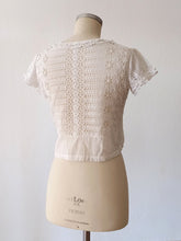 Charger l'image dans la galerie, 1920s 1930s - Adorable Handmade Cotton Blouse
