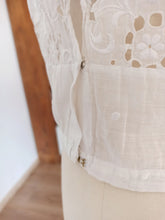 Charger l'image dans la galerie, 1920s 1930s - Adorable Handmade Cotton Blouse
