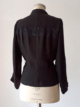 Cargar imagen en el visor de la galería, 1940s - PARIS - Exquisite New Look Black Silk Jacket - W28.5 (72cm)
