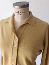 Cargar imagen en el visor de la galería, 1950s - PRINGLE, Scotland - Gorgeous Cashmere Cardigan - Sz 36
