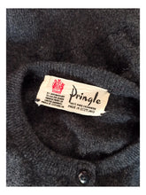 Cargar imagen en el visor de la galería, 1950s 1960s - PRINGLE, Scotland - Black Cashmere Cardigan
