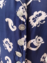 Cargar imagen en el visor de la galería, 1940s - Gorgeous Blue Printed Rayon Dress - W33 (84cm)
