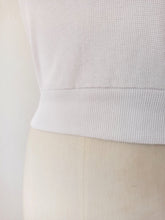 Cargar imagen en el visor de la galería, 1950s - DEADSTOCK - Gorgeous White Cotton Top - Sz S/M
