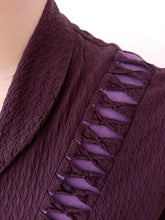 Cargar imagen en el visor de la galería, 1940s - Superb Dark Purple Rayon Dress - W33 (84cm)
