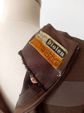 Charger l'image dans la galerie, 1950s 1960s - Stunning Dark Brown Dress - W26 (66cm)

