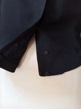 Cargar imagen en el visor de la galería, 1940s 1950s - Superb Black Rayon Silk Blouse - Sz 40

