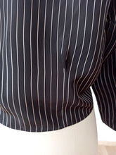 Cargar imagen en el visor de la galería, 1940s 1950s - Stunning Black Striped Satin Blouse
