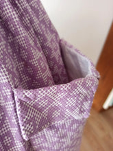 Laden Sie das Bild in den Galerie-Viewer, 1950s - LA FAVORITE, France - Gorgeous Purple Dress - W31.5 (80cm)
