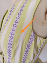 Laden Sie das Bild in den Galerie-Viewer, 1950s - MARIE BONHEUR, Paris - Exquisite Lime Purple Dress - W28.5 (72cm)
