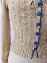 Charger l'image dans la galerie, 1940s - GERMANY/AUSTRIA - Adorable Embroidered Soft Wool Cardigan - Sz S/M
