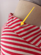 Cargar imagen en el visor de la galería, 1940s 1950s - Gorgeous Candy Stripes Cotton Blouse - W27.5 (70cm)
