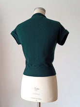 Charger l'image dans la galerie, 1950s - PRINGLE, Scotland - Forest Green Cashmere Jumper - Sz S/M

