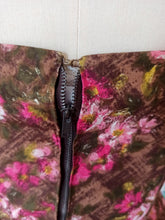Charger l'image dans la galerie, 1950s - Gorgeous Strapless Floral Cotton Dress - W26 (66cm)
