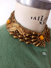 Cargar imagen en el visor de la galería, 1950s - DALTON, USA - Exquisite Green Cashmere Cardigan - Sz S/M
