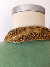 Cargar imagen en el visor de la galería, 1950s - DALTON, USA - Exquisite Green Cashmere Cardigan - Sz S/M
