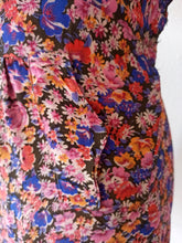 Charger l'image dans la galerie, 1930s - FRANCE - Adorable Floral Crepe Dress - W27 (68cm)
