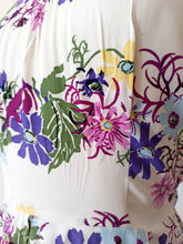 Cargar imagen en el visor de la galería, 1940s - Stunning Cold Rayon Silk Dress - W30 (76cm)
