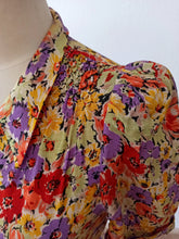 Charger l'image dans la galerie, 1930s - Charming Honeycomb Floral Crepe Dress - W29 (74cm)

