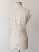 Load image into Gallery viewer, 1940s 1950s - Exquisite Cotton Lace Blouse - W33 (84cm)
