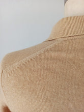 Laden Sie das Bild in den Galerie-Viewer, 1950s 1960s - PRINGLE, Scotland for Harrods - Cashmere Cardigan - Sz 36
