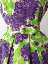 Load image into Gallery viewer, 1950s - Spectacular Acid Green Purple Floral Dress - W29 (74cm)
