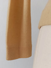 Charger l'image dans la galerie, 1950s - DALTON, USA - Leopard Cashmere Cardigan
