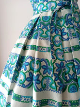 Load image into Gallery viewer, 1950s 1960s - Fabulous Textured Cotton Dress - W26 (66cm)
