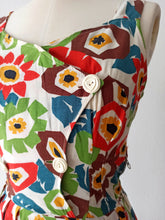 Charger l'image dans la galerie, 1940s - Lovely Colorful Rayon Dress - W28.5 (72cm)
