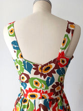 Charger l'image dans la galerie, 1940s - Lovely Colorful Rayon Dress - W28.5 (72cm)

