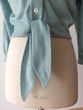 Load image into Gallery viewer, 1950s - DALTON, USA - Turquoise Cashmere Cardigan
