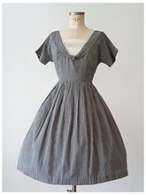 Load image into Gallery viewer, 1950s - KERRYBROOKE, USA - Adorable Cotton Dress - W30 (76cm)
