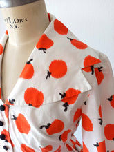 Load image into Gallery viewer, 1950s - CONTINENTALS, UK - Spectacular Oranges Cotton Dress - W26 (66cm)
