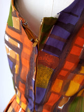 Load image into Gallery viewer, 1950s - PIERRE BILLET, Paris - Exquisite Cotton Dress - W25 (64cm)
