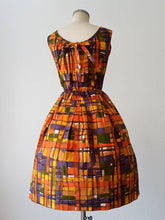 Load image into Gallery viewer, 1950s - PIERRE BILLET, Paris - Exquisite Cotton Dress - W25 (64cm)
