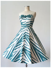 Charger l'image dans la galerie, 1950s - Spectacular Petrol Green Strapless Dress - W27 (68cm)
