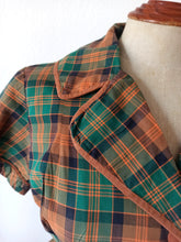 Charger l'image dans la galerie, 1950s - FRANCE - Gorgeous Checked Cotton Dress - W31.5 (80cm)

